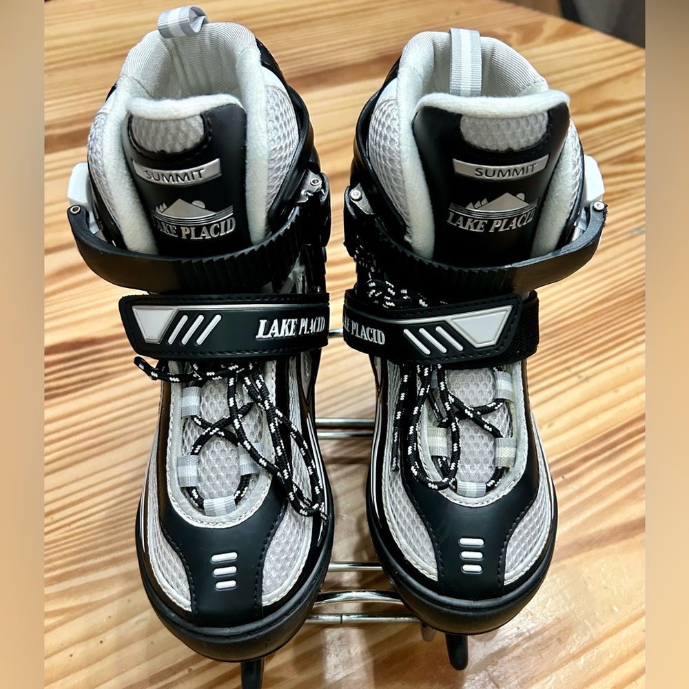 Lake Placid Adjustable Ice Skates - Black Medium (Size 1-4)